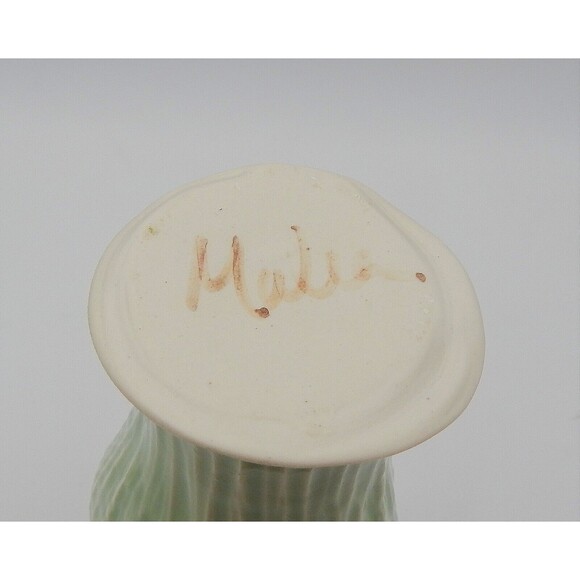 Art Pottery Bustier Top Vase Figure Beige Green 7.75 Inches Tall Signed - Picture 6 of 6